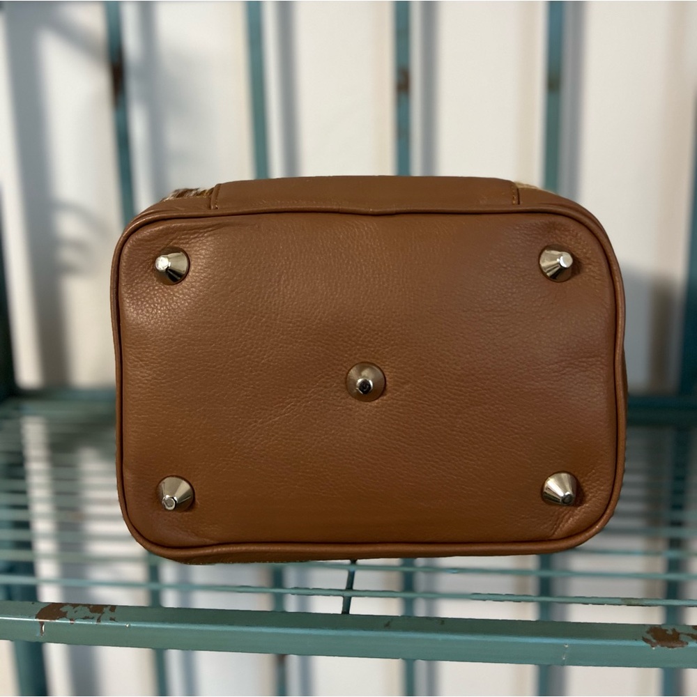 Leather Cowhide Makeup Bag – Tan Embossed Travel Cosmetic Dopp Kit – NWT - Picture 9 of 13